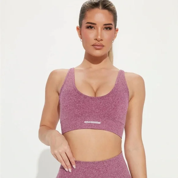 NWT Fashion Nova Plum Vital Goddess Sports Bra in Infinity Seamless - Picture 1 of 6